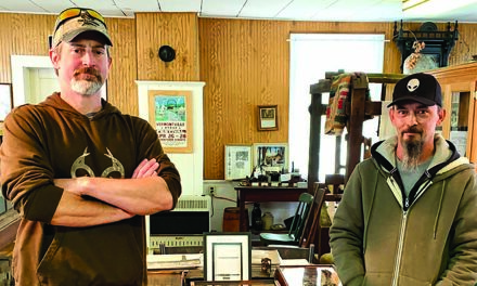 Michigan Relic Hunters: Digging Up History